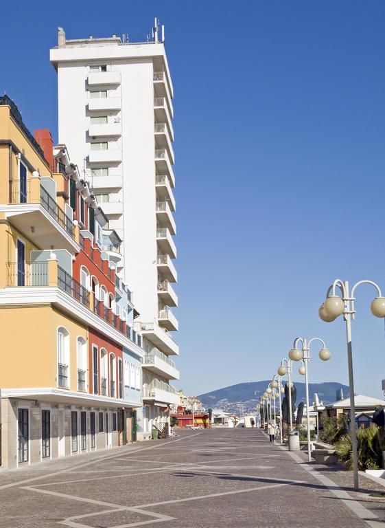 Bianchi Hotel & Residence Porto Recanati Quarto foto
