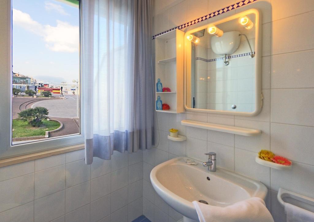 Bianchi Hotel & Residence Porto Recanati Exterior foto