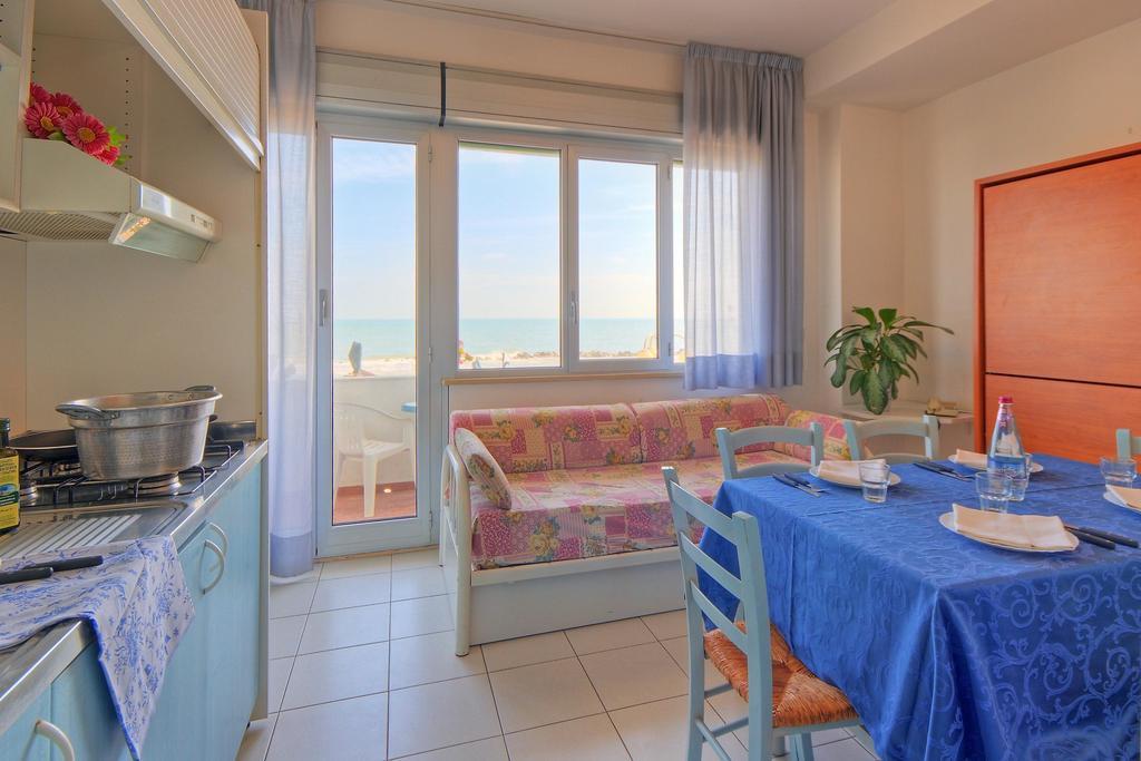 Bianchi Hotel & Residence Porto Recanati Exterior foto